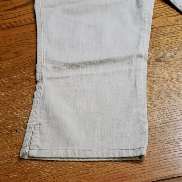 Khaki Capri, size 18/19 - Picture 3 of 6